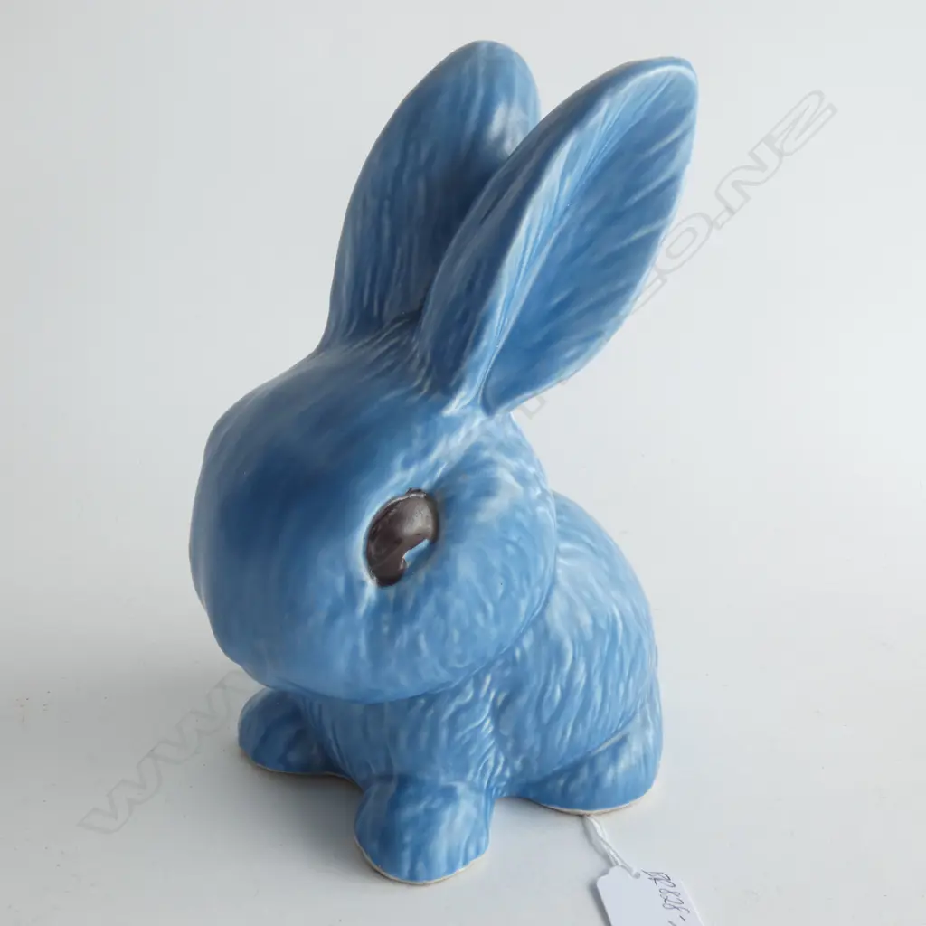 A Sylvac snub nosed rabbit Image 1++